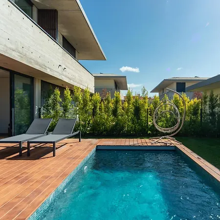 Sandwoods Luxury Villa