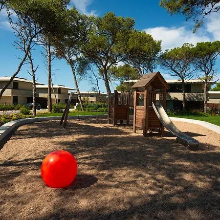 Sandwoods Luxury Villa *